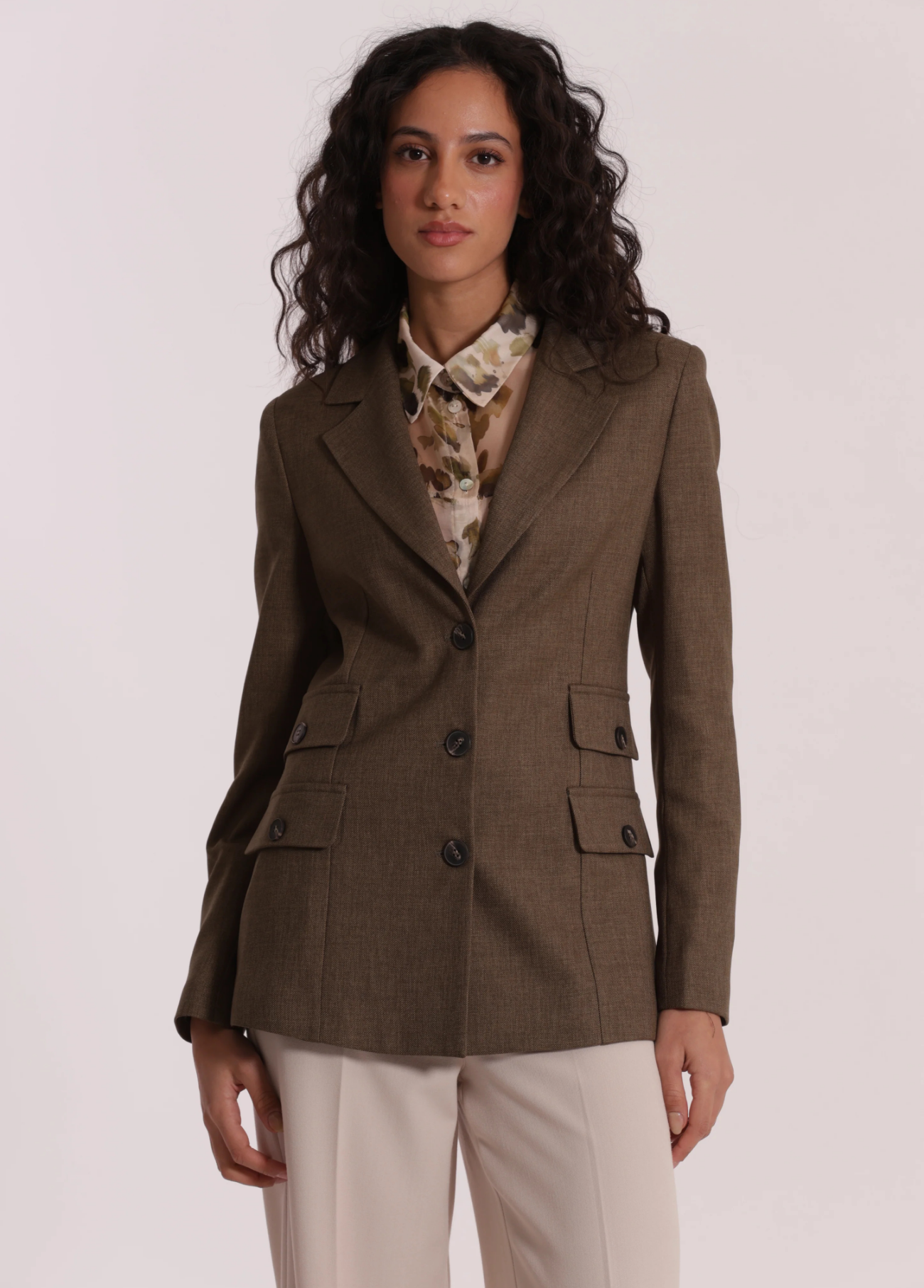 BLAZER COM QUATRO BOLSOS - MIMI MUA