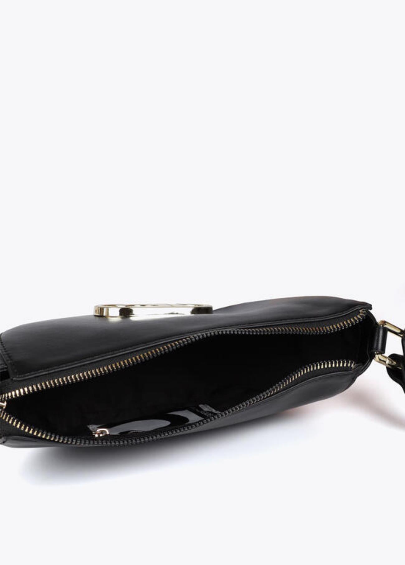 BOLSA TIRACOLO EM ECOPELE FORMA CRESCENTE - LOLA CASADEMUNT