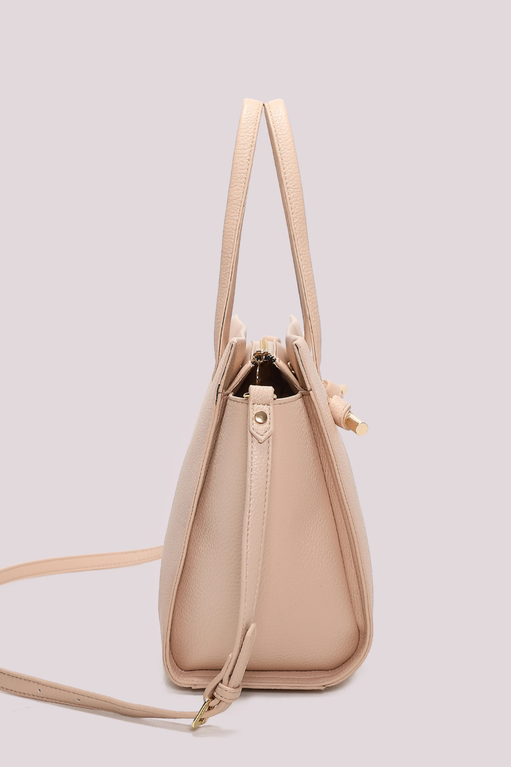 MALA COM NÓ NAS ALÇAS - MIMI MUA