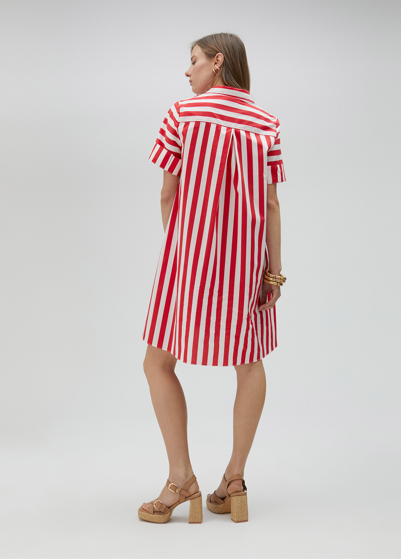 VESTIDO CURTO COM RISCAS VERMELHAS E BRANCAS - LOLA CASADEMUNT