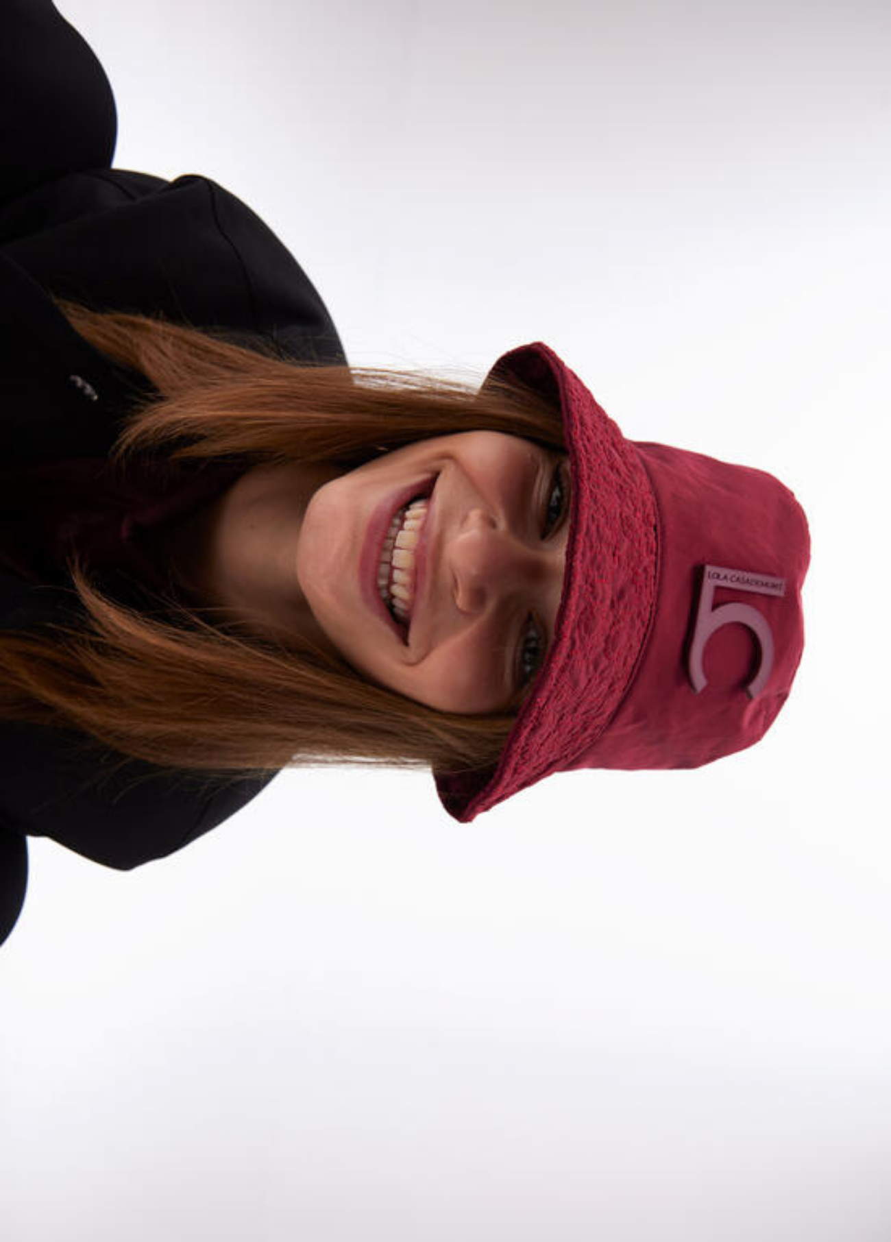 CHAPÉU BUCKET - LOLA CASADEMUNT