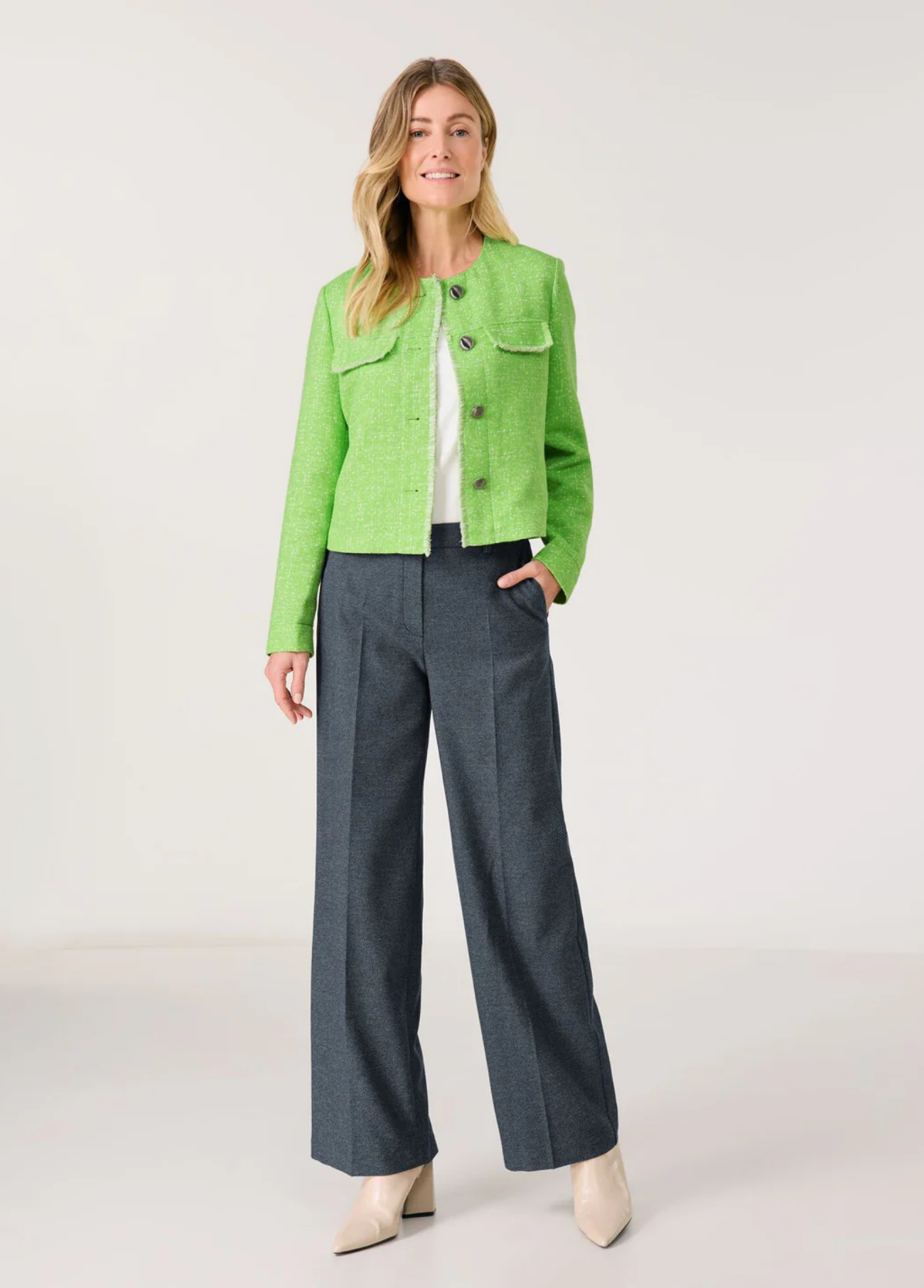 JAQUETA BLAZER DE TWEED EM VERDE - GERRY WEBER