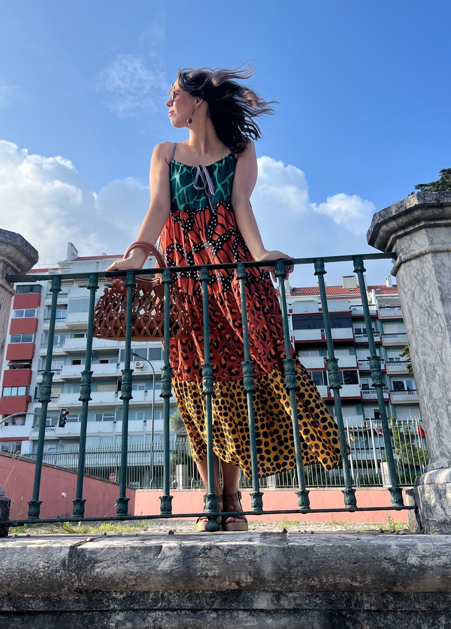 VESTIDO VÁRIOS ANIMAL PRINTS - ALIBY