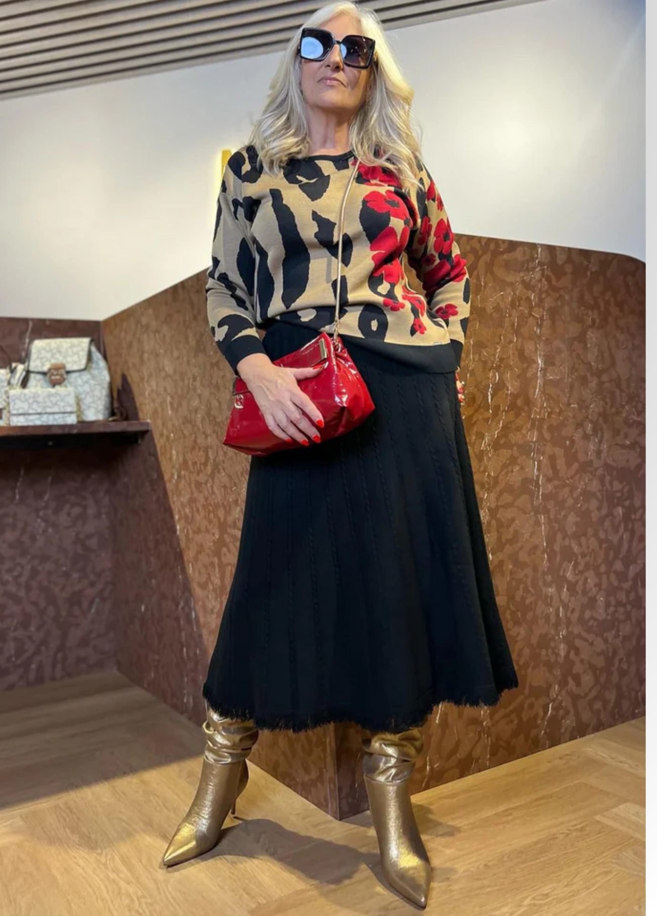CAMISOLA ESTAMPADA ANIMAL PRINT E FLORES - OLGA SANTONI