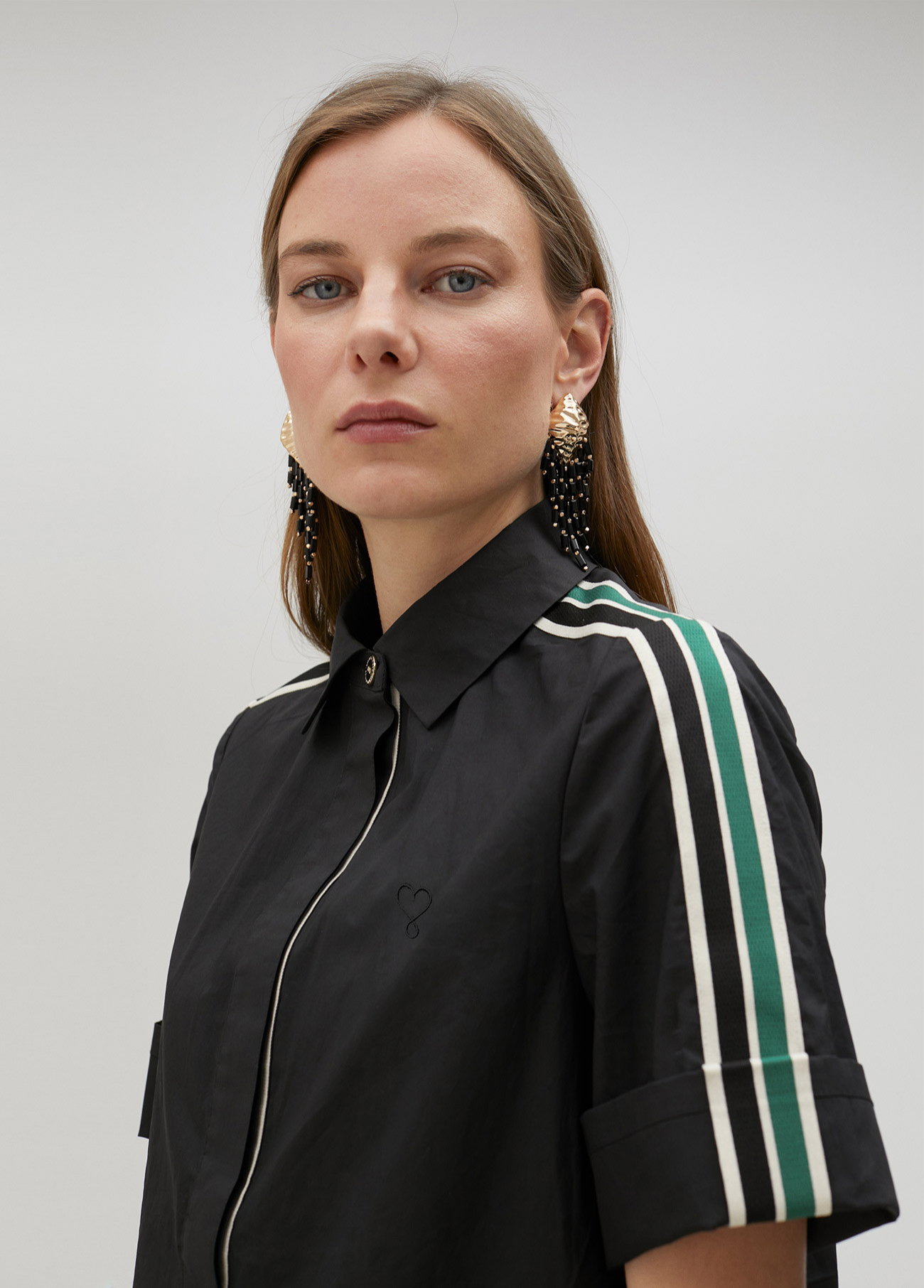 VESTIDO CAMISEIRO COM RISCAS NAS MANGAS - LOLA CASADEMUNT