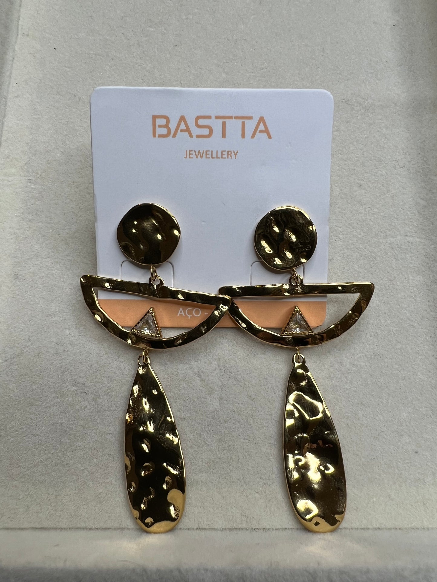 BRINCOS DOURADOS - BASTTA