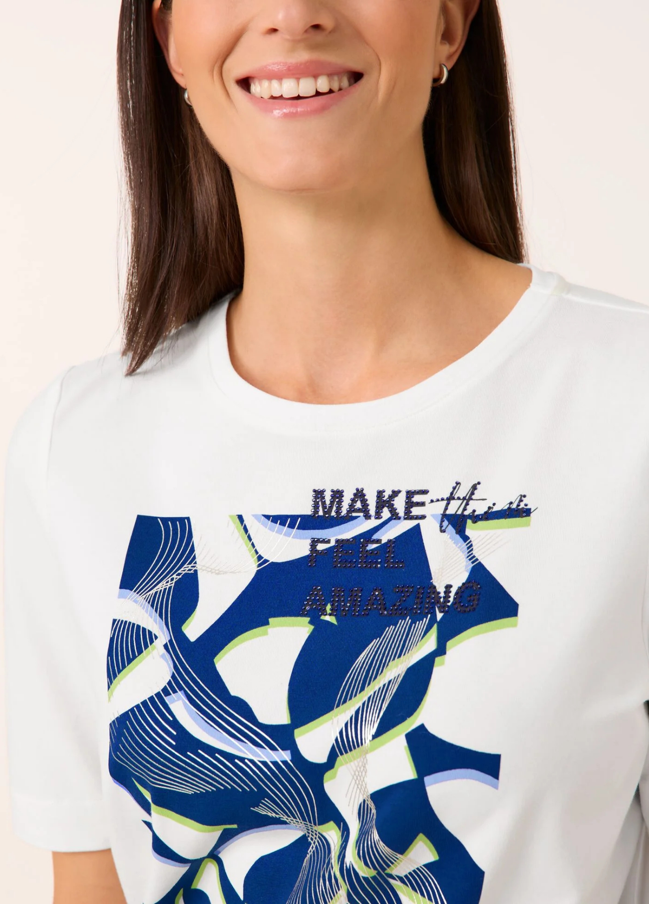 T-SHIRT COM ESTAMPA FLORAL E LETRAS EM BRANCO - GERRY WEBER