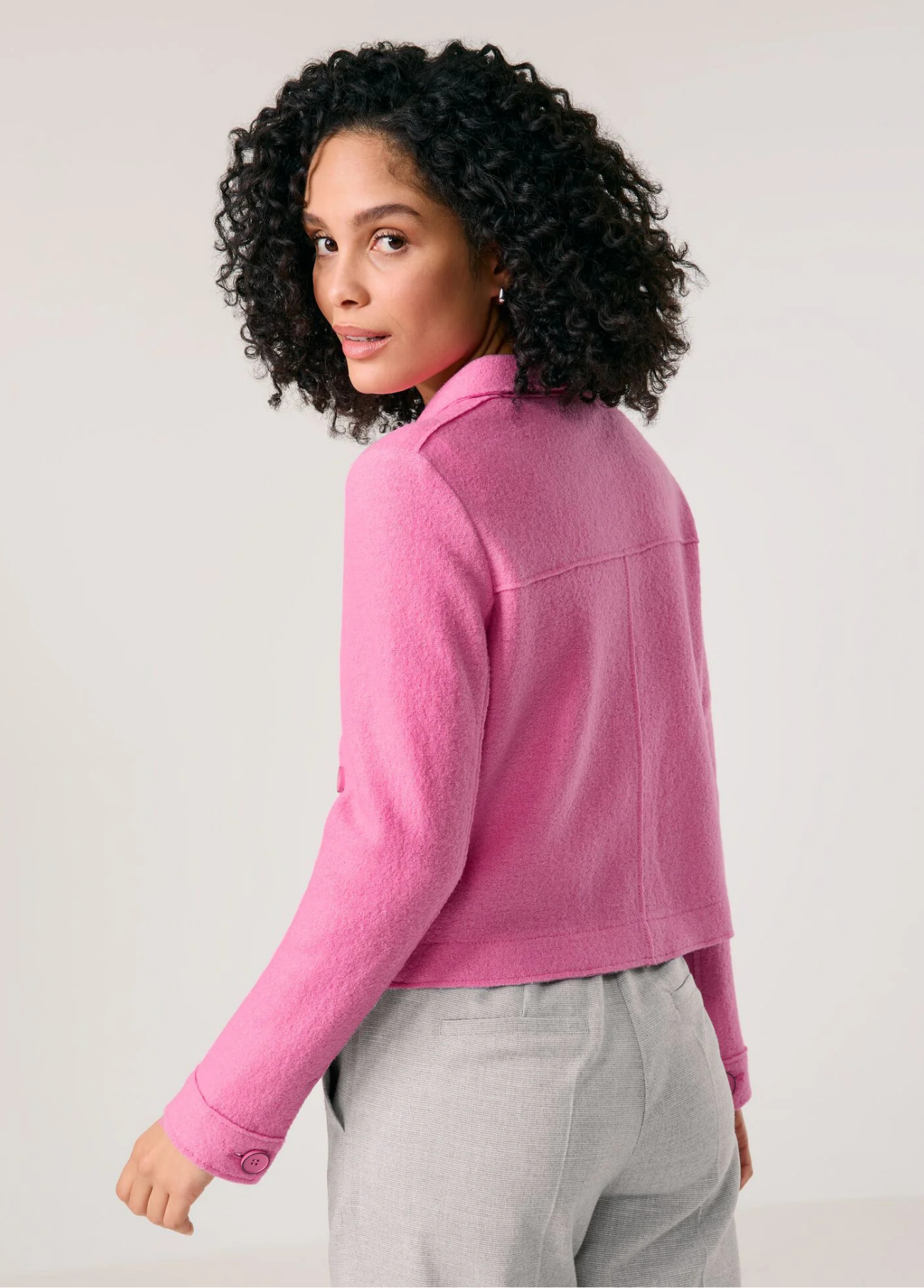 JAQUETA BLAZER BOXY FEITA DE LÃ EM ROSA - GERRY WEBER