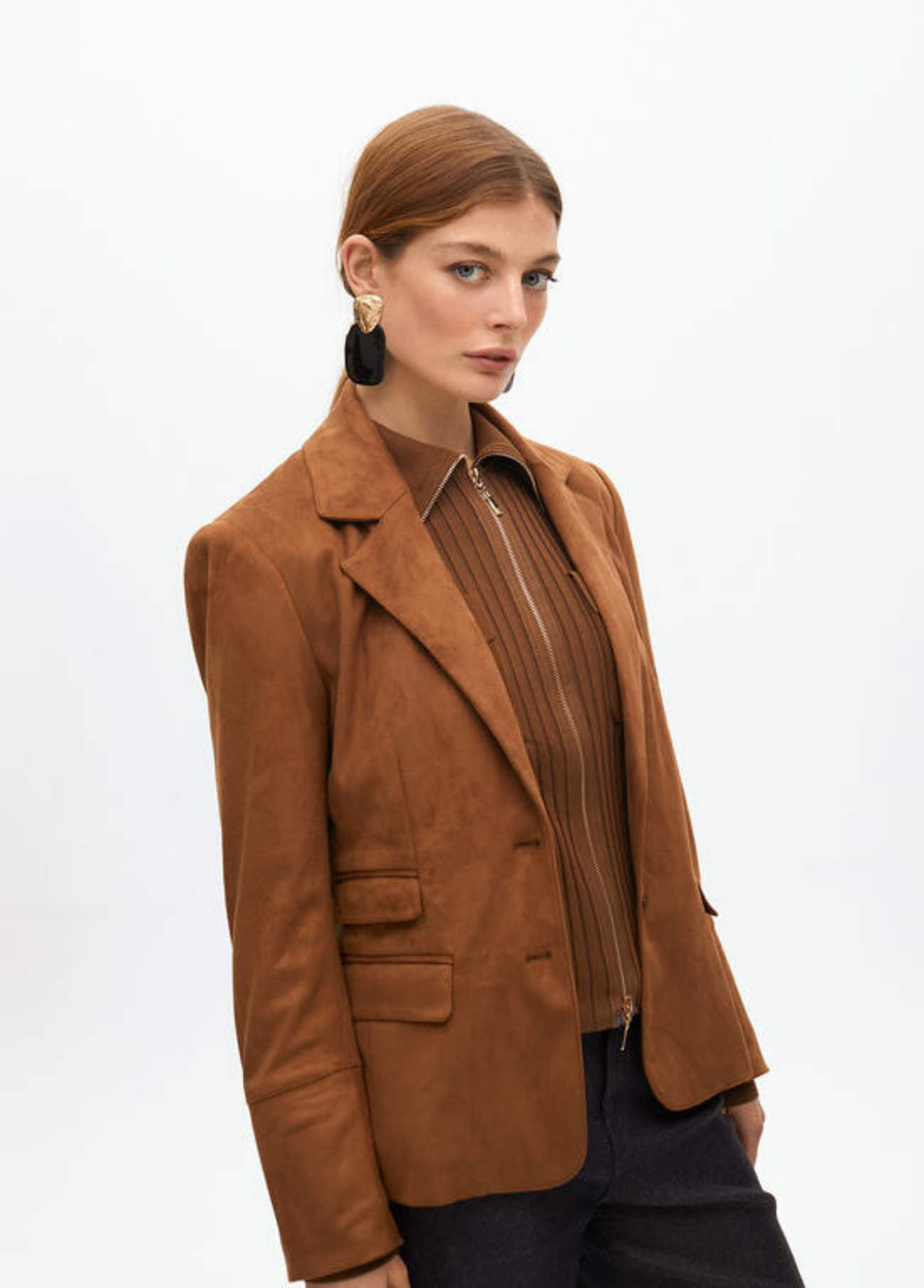 CARDIGAN COM FECHO DOURADO E GOLA - LOLA CASADEMUNT