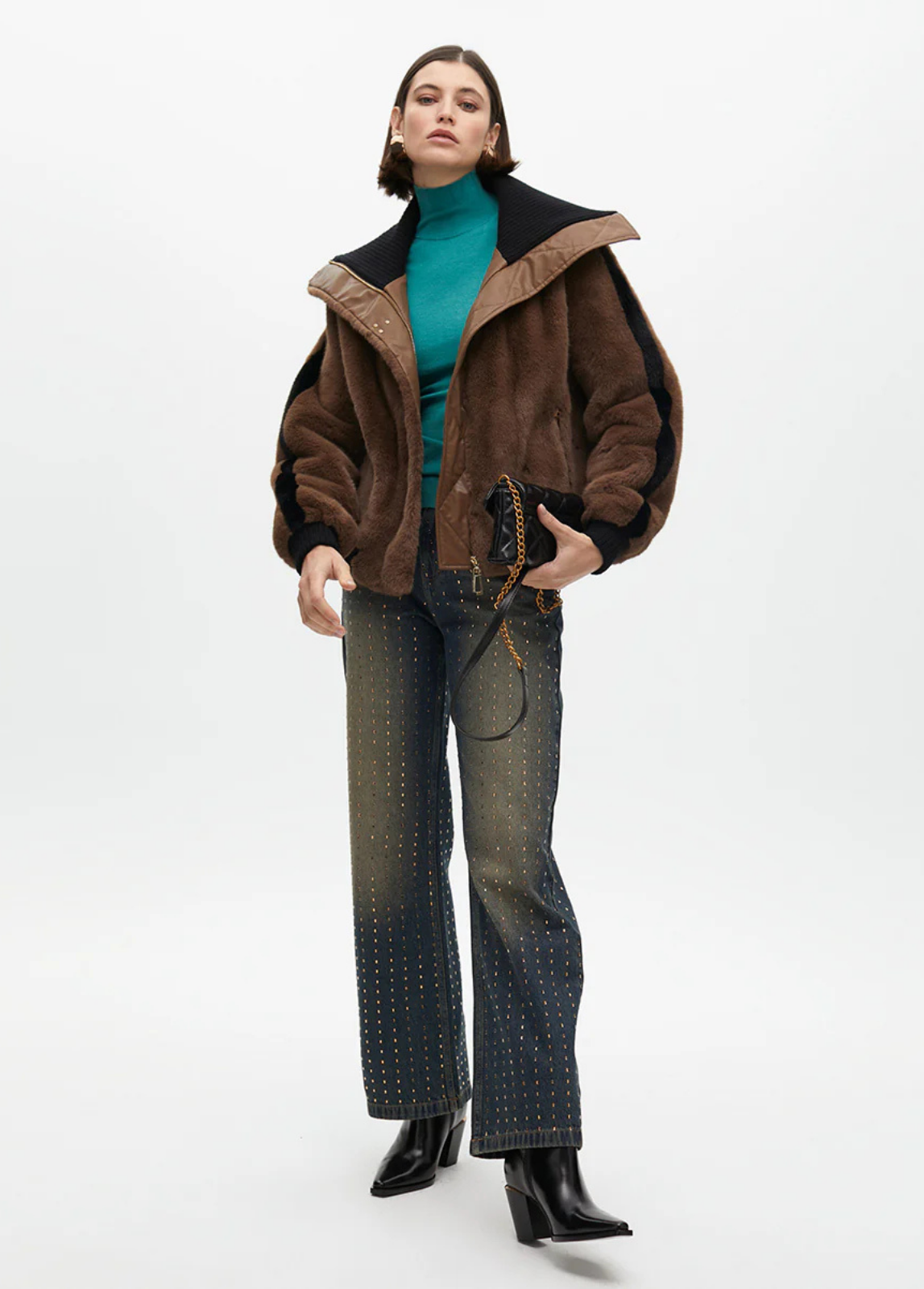 JEANS LARGOS COM LAVAGEM DESGASTADA CHIQUE COM BRILHOS EM TOM COBRE - LOLA CASADEMUNT