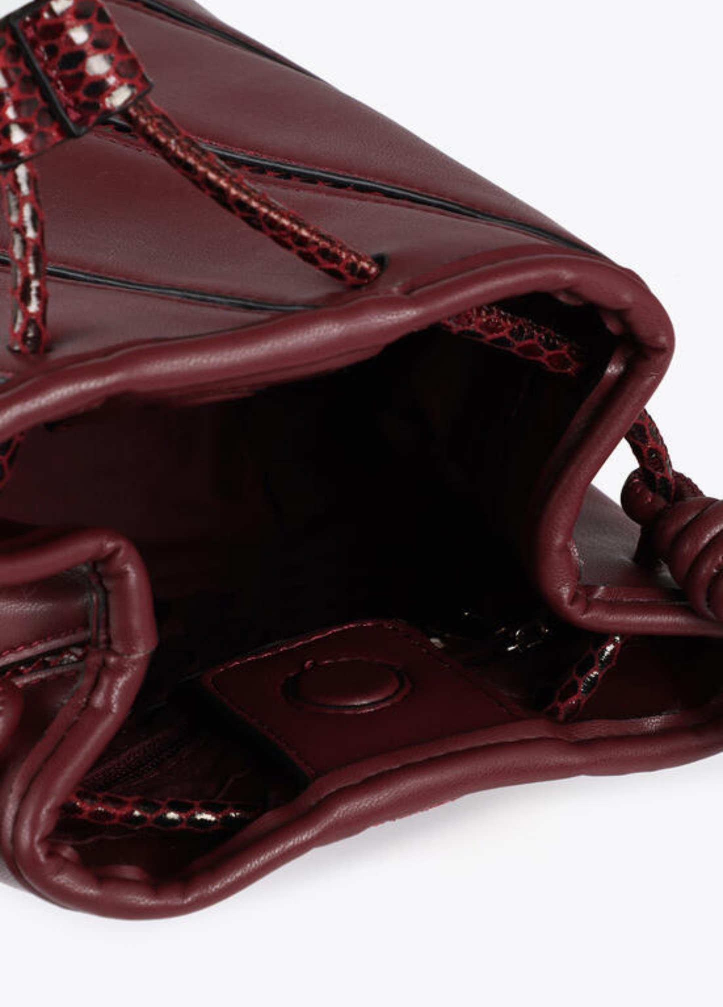 BOLSA BUCKET ENTRANÇADA COM CORDÃO - LOLA CASADEMUNT