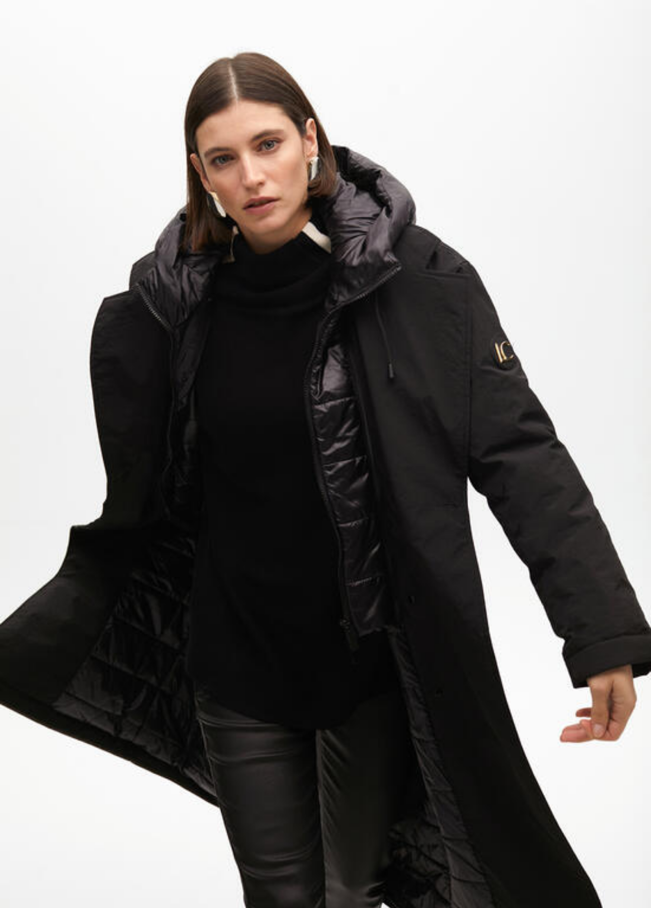 TRENCH COAT PRETA - LOLA CASADEMUNT