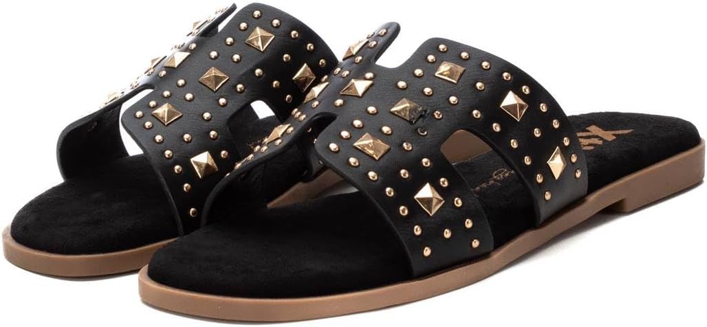 CHINELAS COM PORMENOR DE TACHAS - XTI SHOES