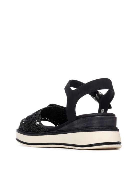 SANDÁLIAS TIPO RÁFIA CAMEL COM APLICAÇÃO E SOLA WEDGE - XTI shoes