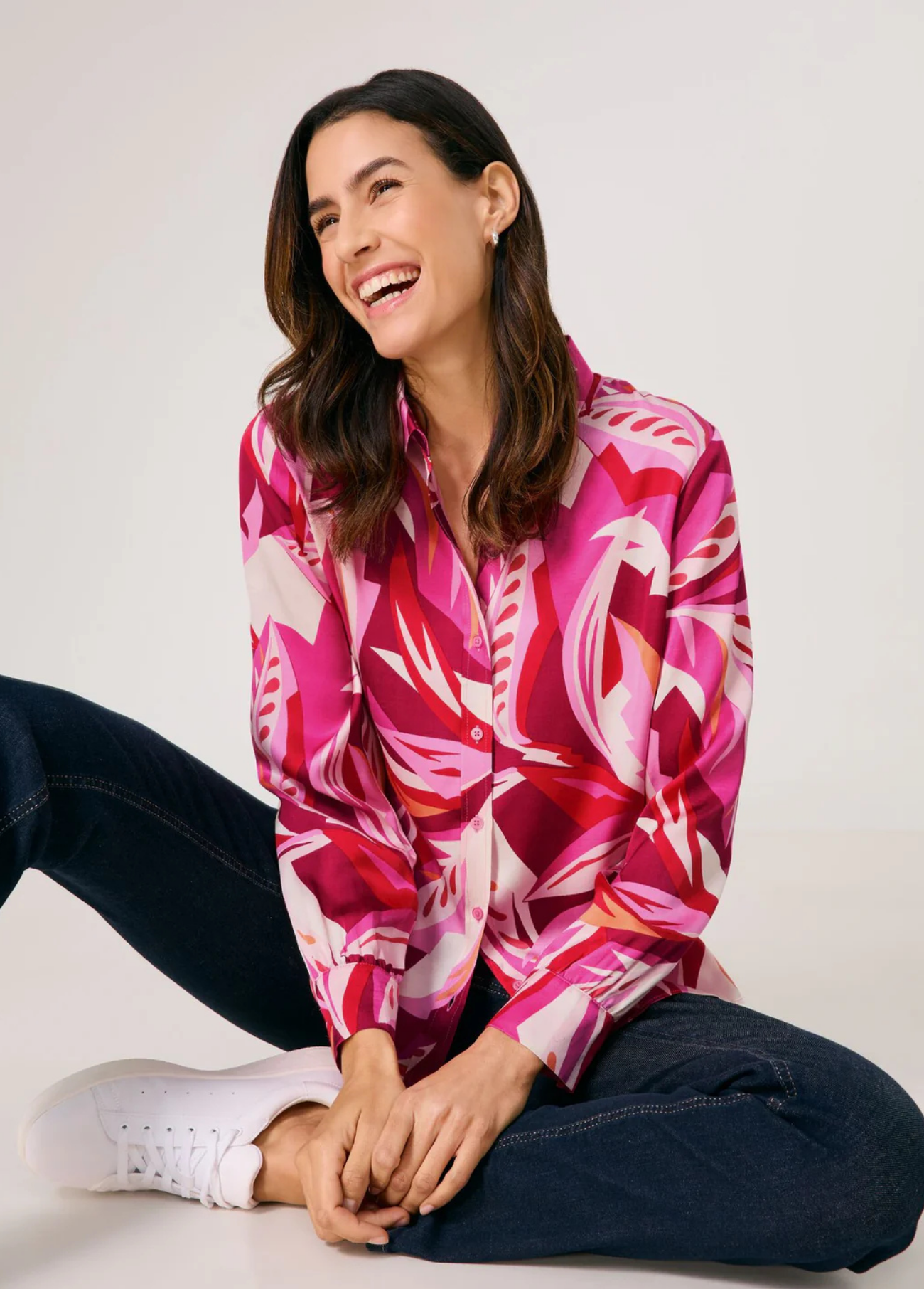 BLUSA DE CETIM COM PADRÃO FLORAL MULTICOLORIDO - GERRY WEBER