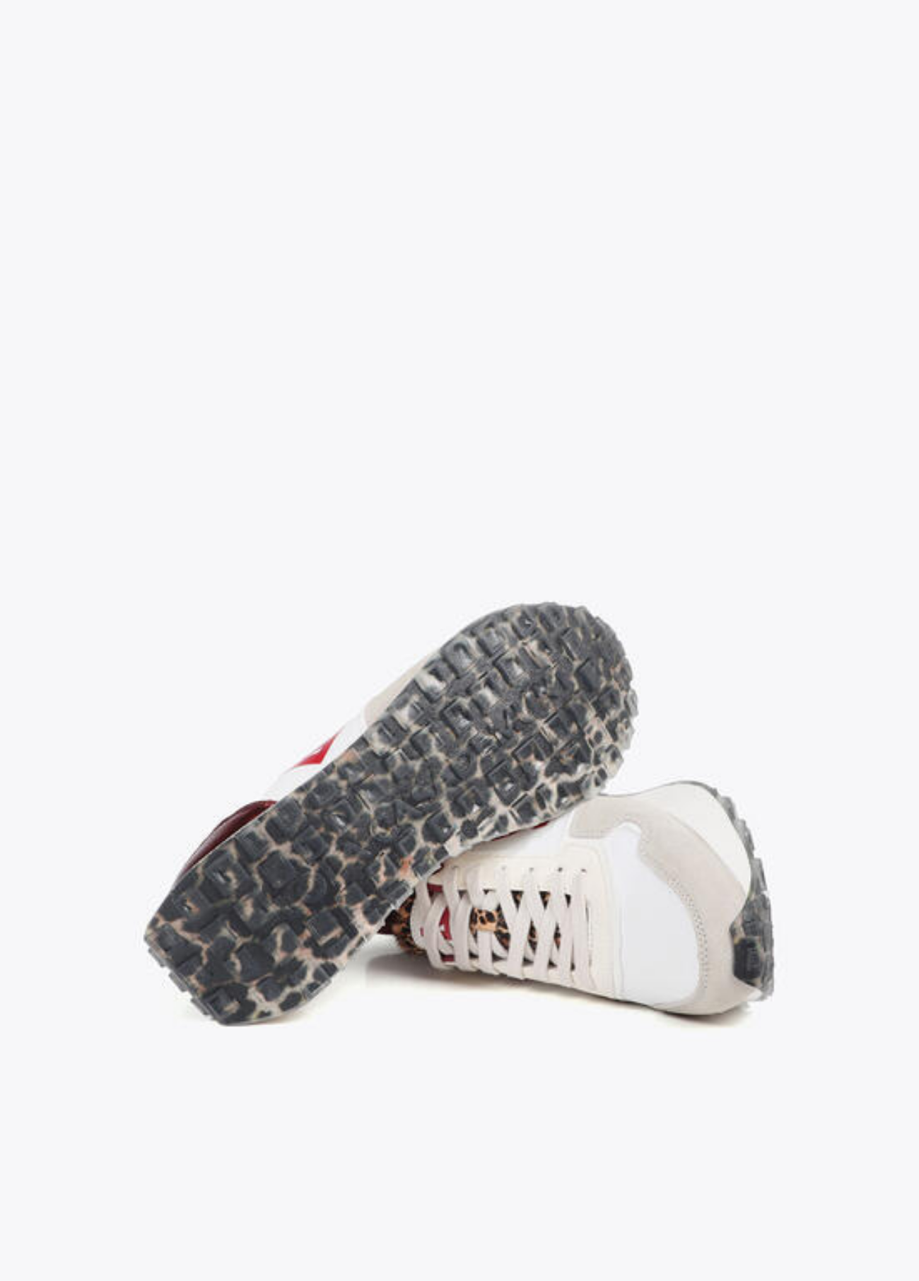 TÉNIS COM DETALHE ANIMAL PRINT E BORDEAUX - LOLA CASADEMUNT