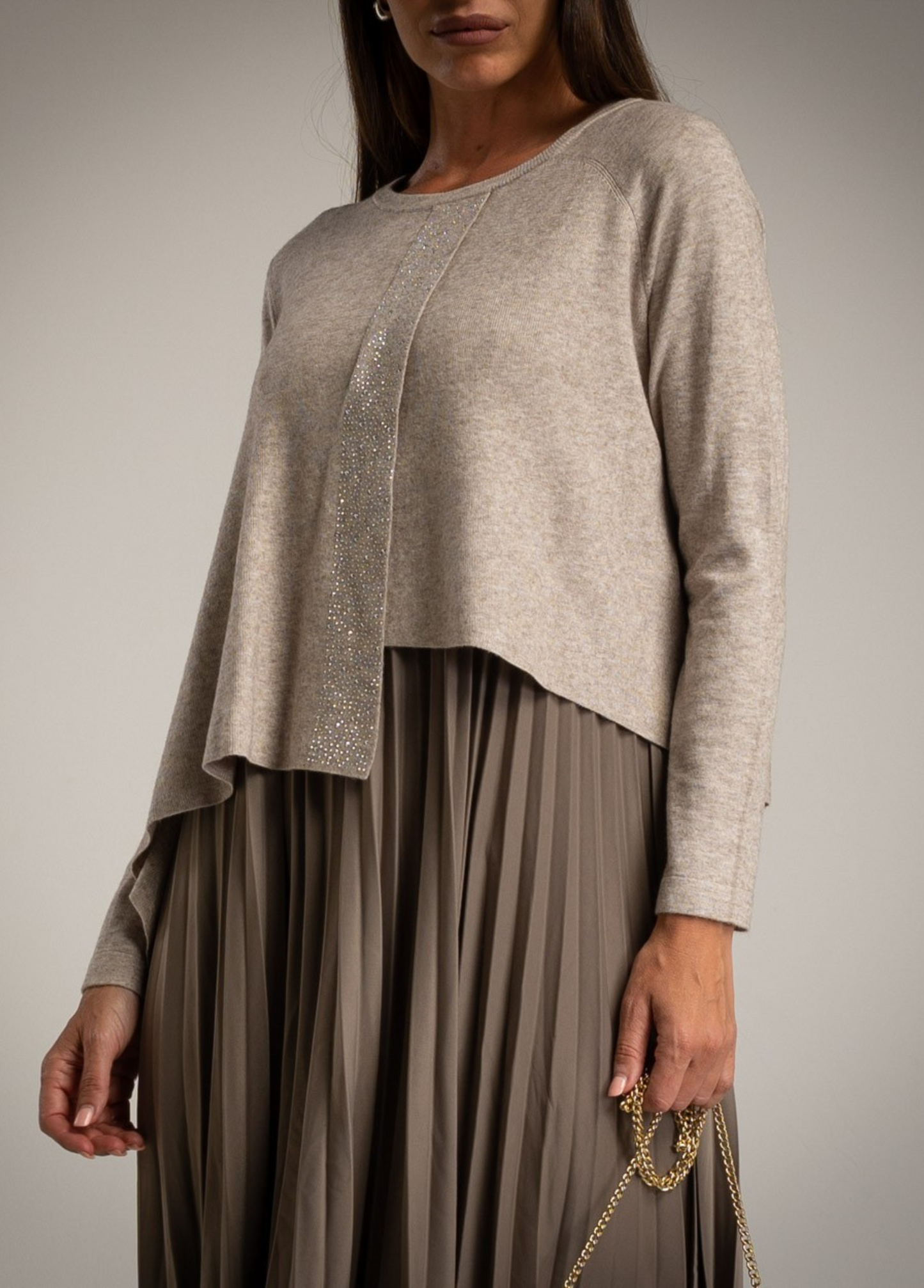 VESTIDO PLISSADO MIDI COM CAPA EM MALHA COM BRILHOS - ALBANOS