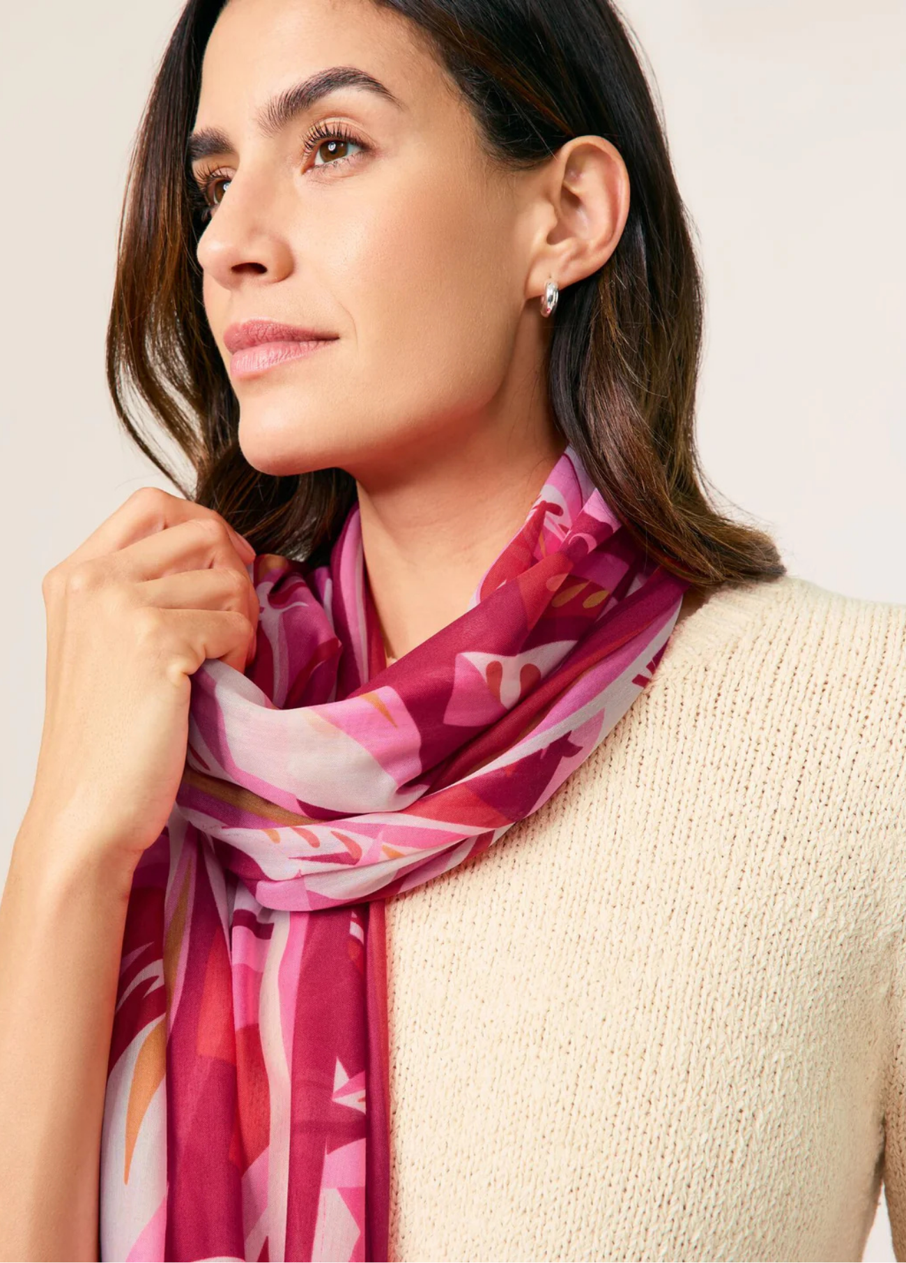ECHARPE MACIA COM PADRÃO FLORAL MULTICOLOR - GERRY WEBER