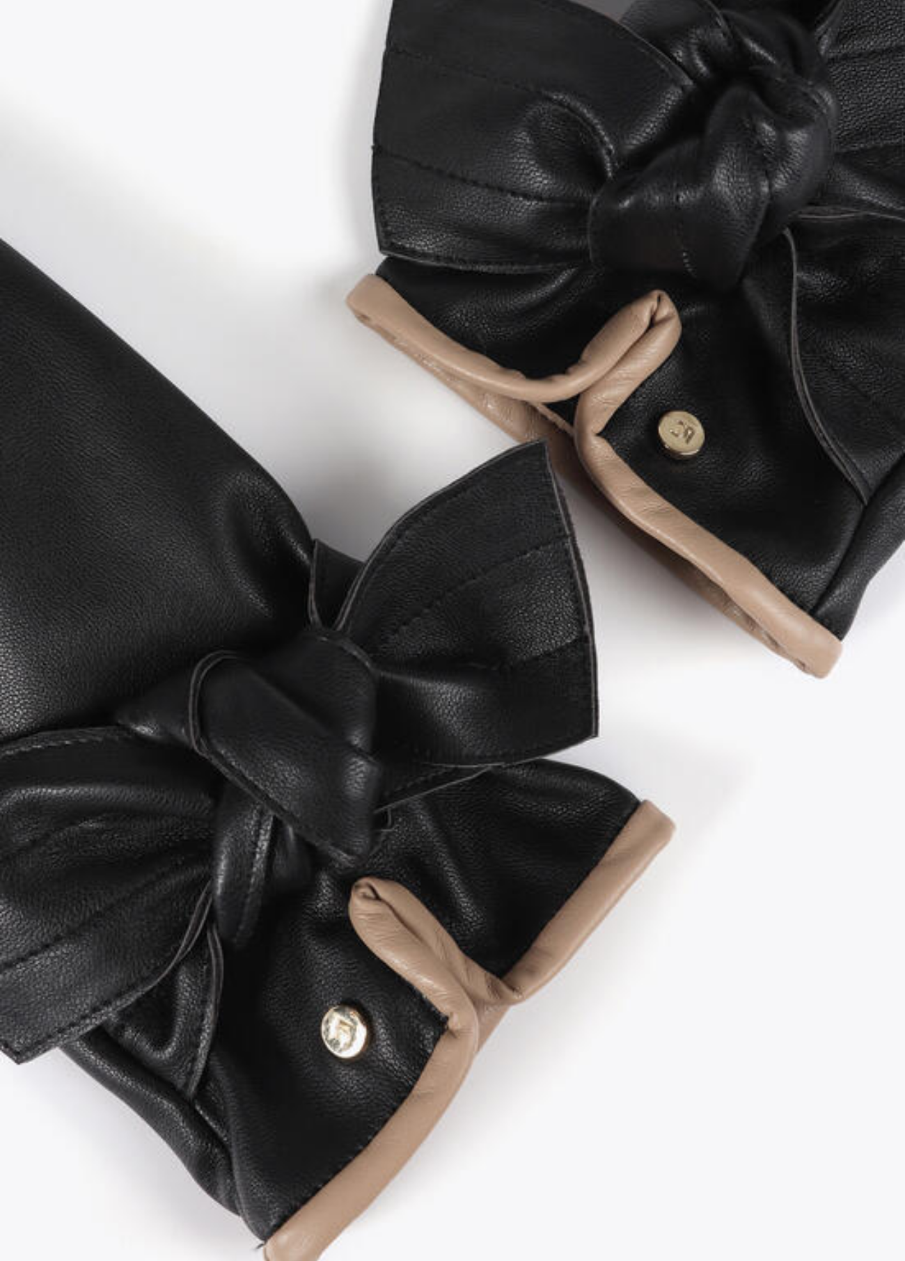 LUVAS PRETAS COM LAÇO E DETALHES EM BEGE - LOLA CASADEMUNT