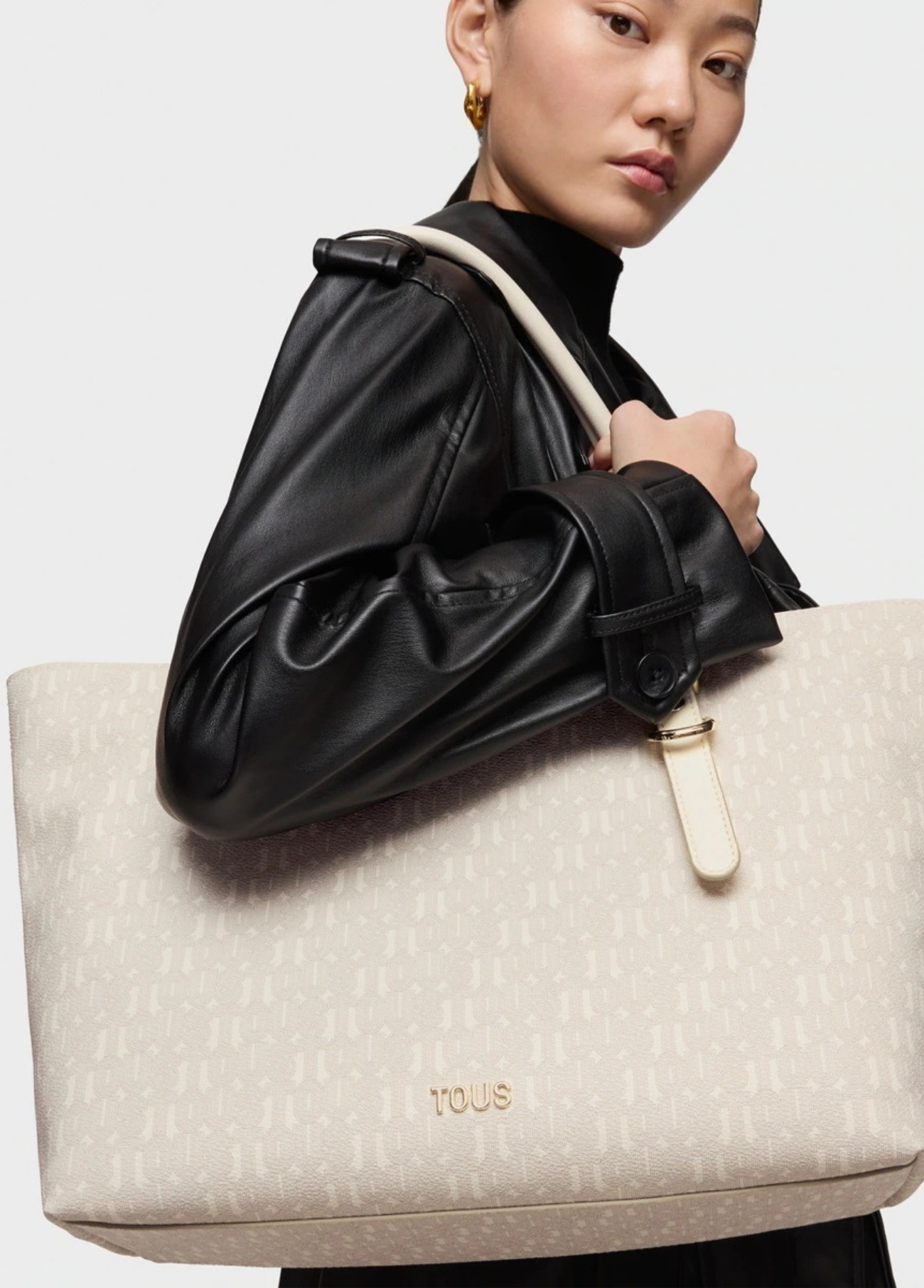 MALA TOTE BAG BEGE TOUS BUCKLES SILHOUETTE - TOUS