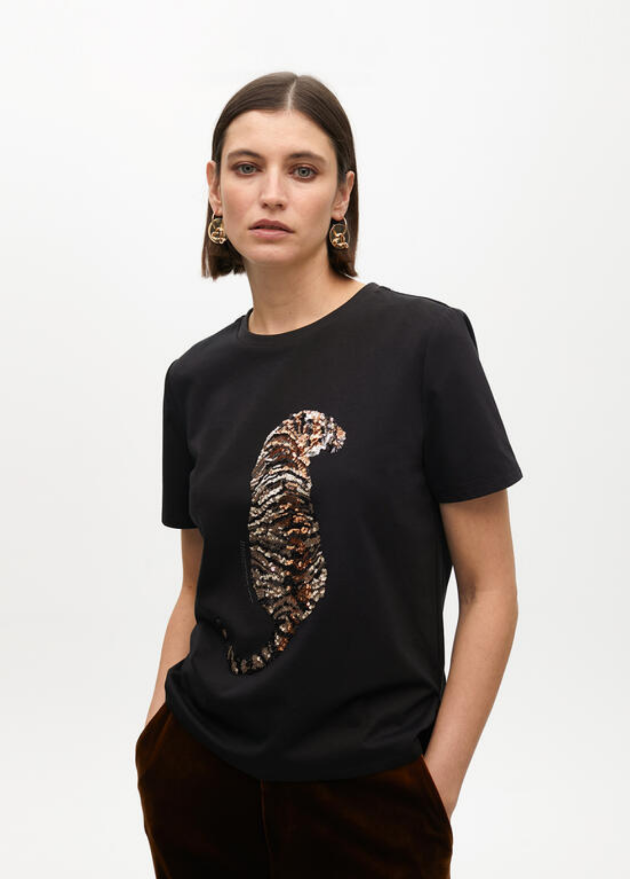 T-SHIRT COM APLICAÇÃO TIGRE EM LANTEJOULAS - LOLA CASADEMUNT
