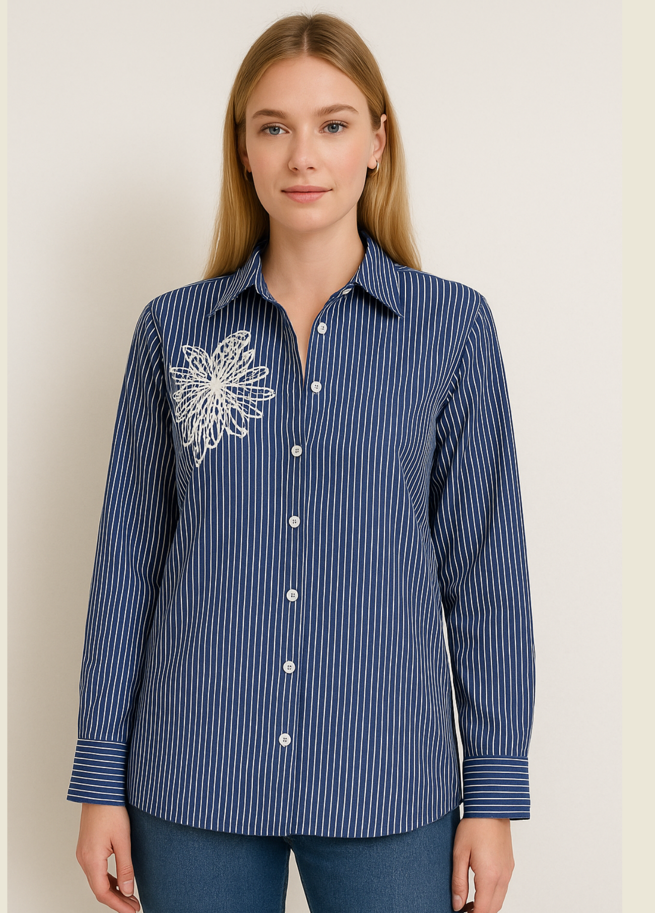 CAMISA DE RISCAS MARINHO COM BORDADO - ADET