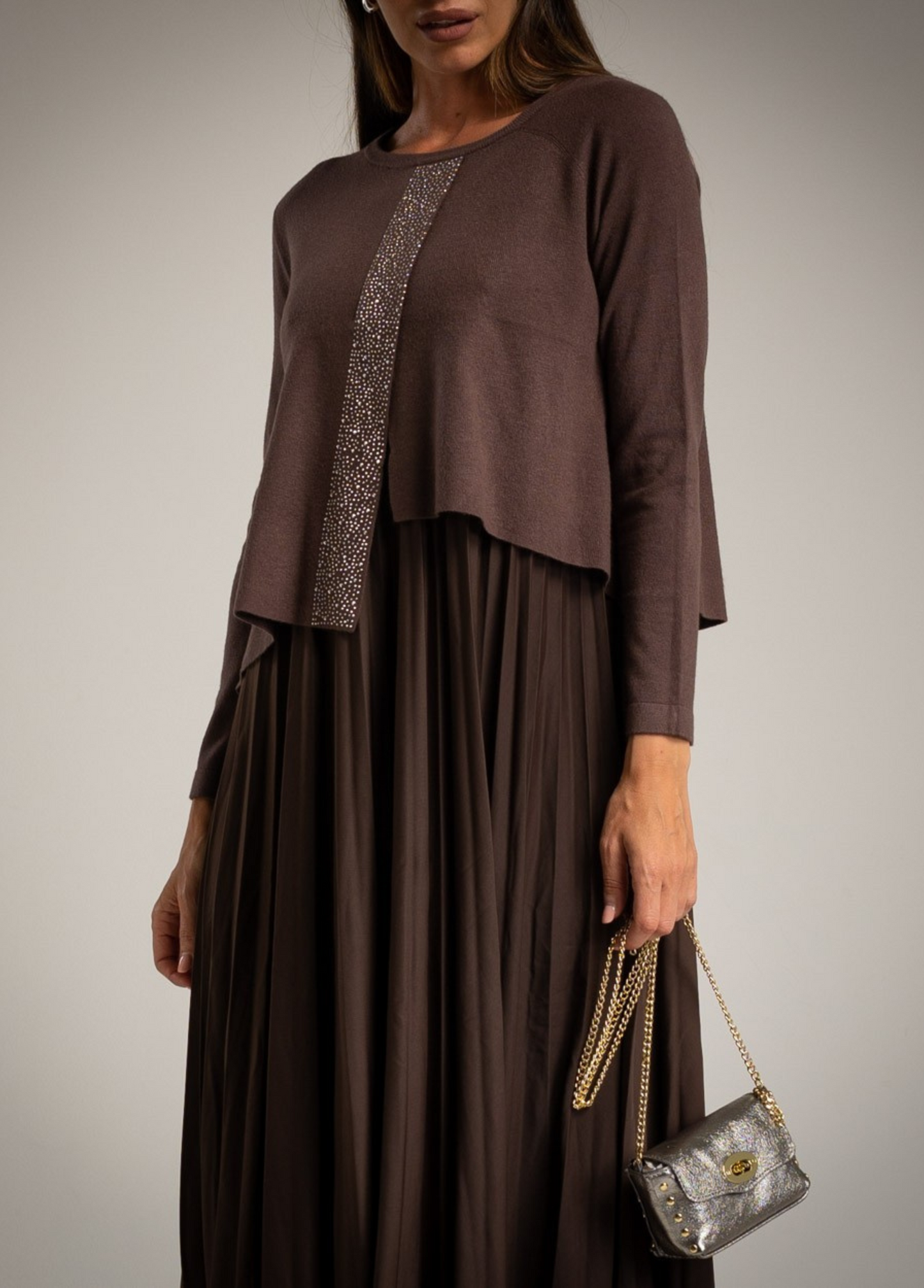 VESTIDO PLISSADO MIDI COM CAPA EM MALHA COM BRILHOS - ALBANOS