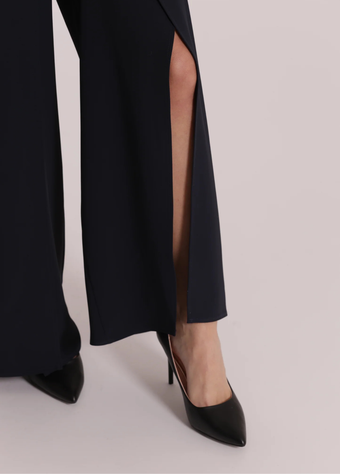 MACACÃO LONGO COM MANGAS PLISSADAS - MIMI MUA