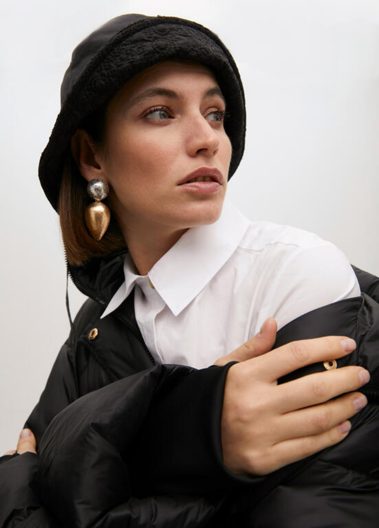 CHAPÉU BUCKET - LOLA CASADEMUNT