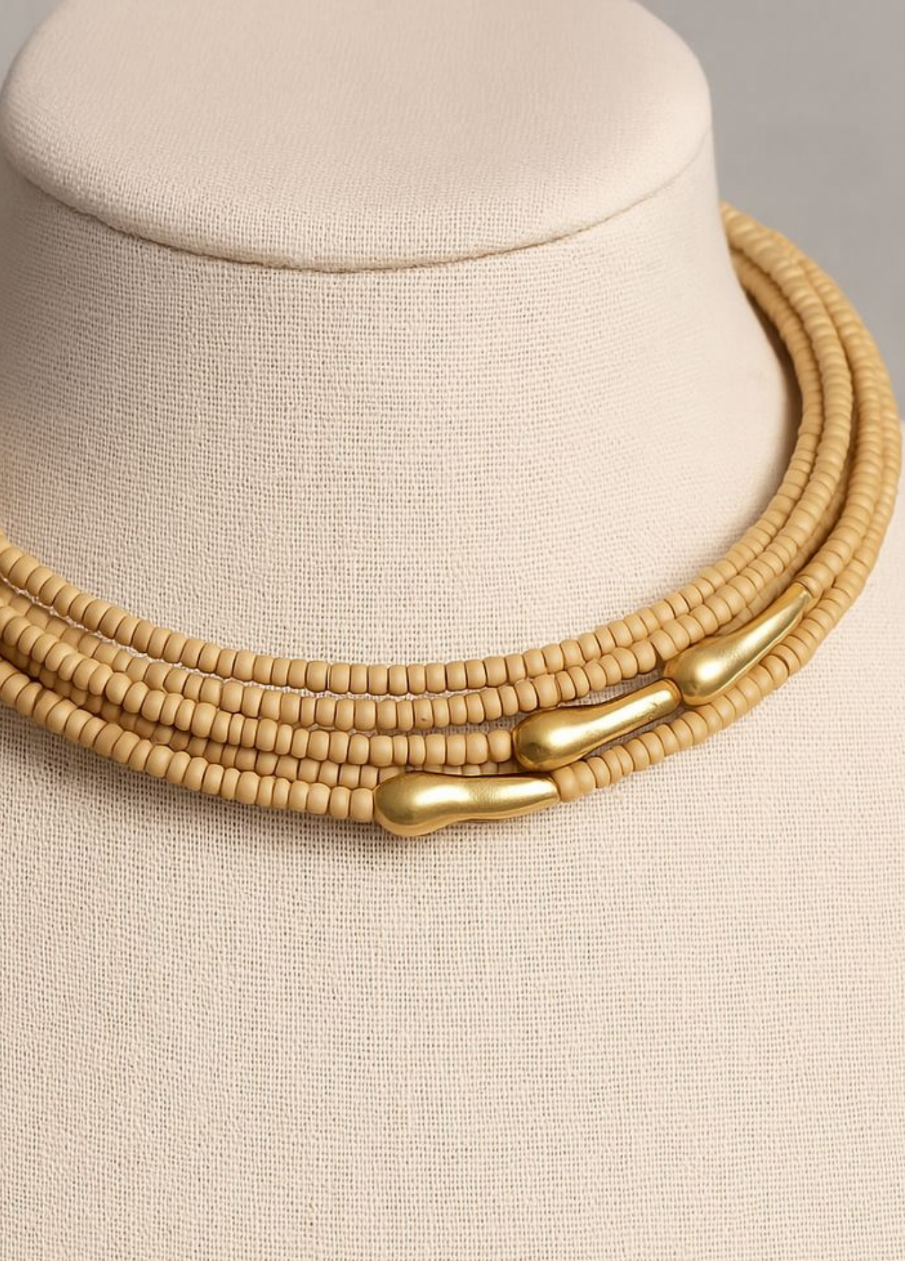 GARGATILHA BEGE INSPIRAÇÃO SERPENTES - ALIBY