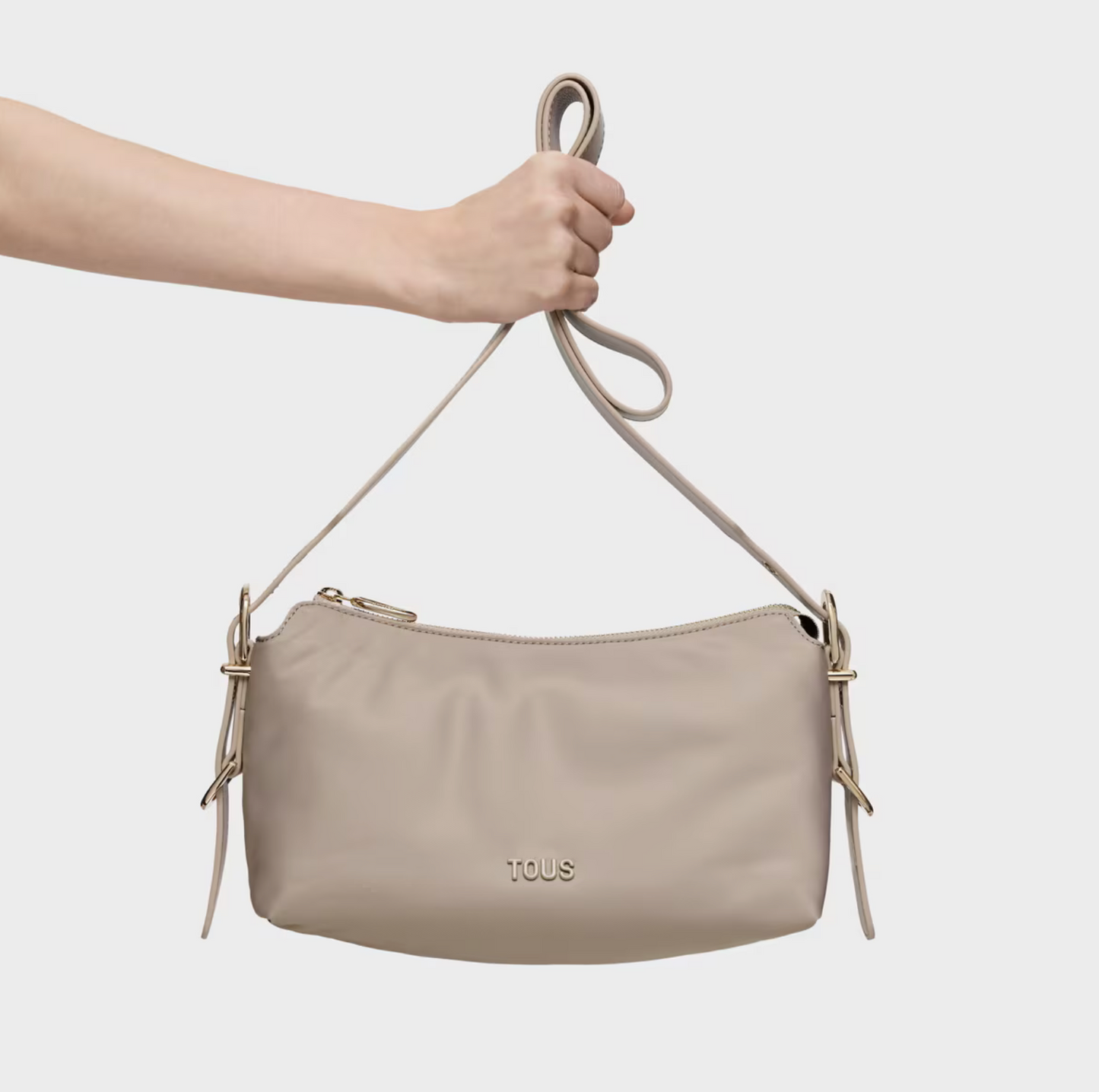 MALA DE TIRACOLO PEQUENA TAUPE BUCKLES SOFT - TOUS