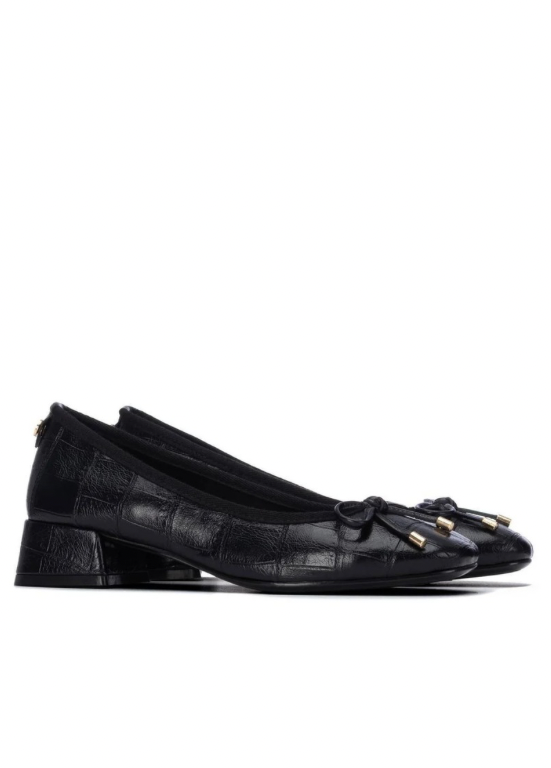 SAPATO TIPO PELE DE CROCODILO COM SALTO BAIXO - XTI SHOES