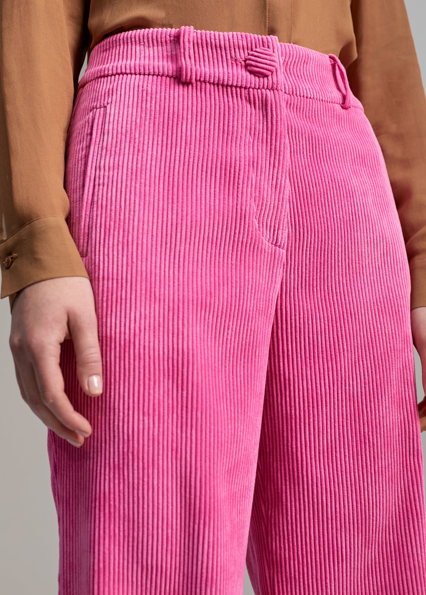 CALÇAS BOMBAZINE ROSA - LOLA CASADEMUNT