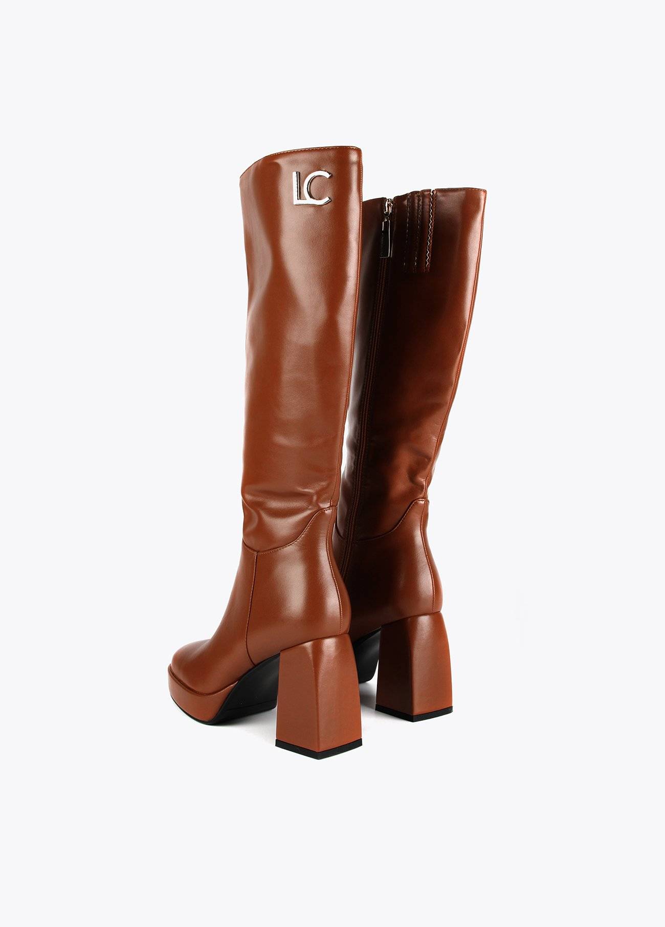 BOTA ALTA TACÃO - LOLA CASADEMUNT