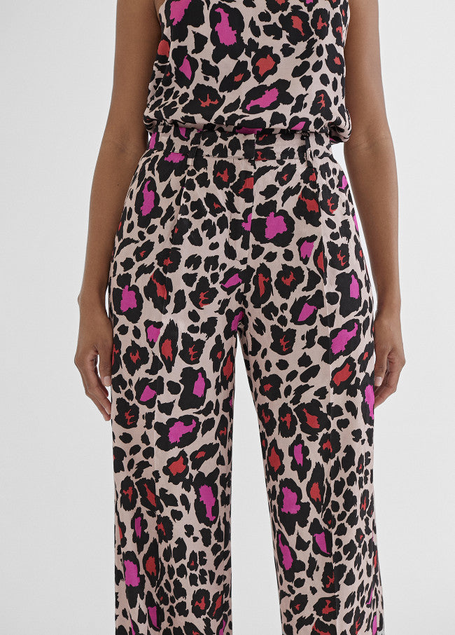 CALÇAS DIREITAS COM ANIMAL PRINT - LOLA CASADEMUNT BY MAITE