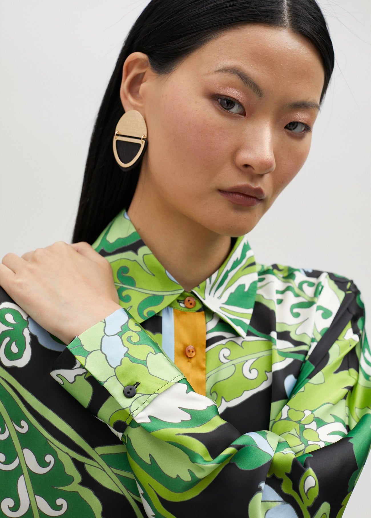 CAMISA ESTAMPADA COM PAISLEY - LOLA CASADEMUNT