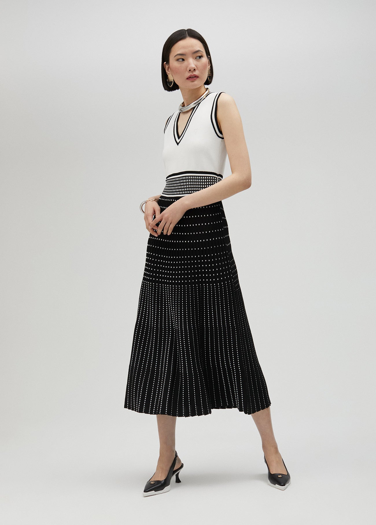 VESTIDO DE MALHA EFEITO PLISSADO - LOLA CASADEMUNT