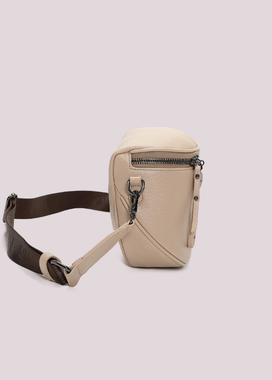 BOLSA DE CINTURA COM ALÇA DE OMBRO COM LOGÓTIPO - MIMI MUA