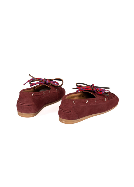 MOCASSIM EM CAMURÇA COM ATACADORES DECORATIVOS - TAPADAS