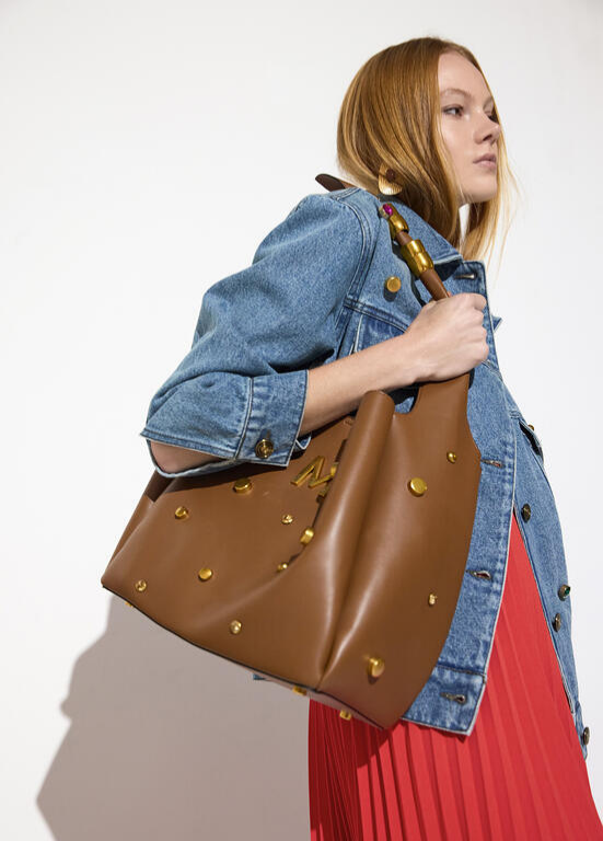 SHOPPER EM ECOPELE COM TACHAS DOURADAS MAITE - LOLA CASADEMUNT