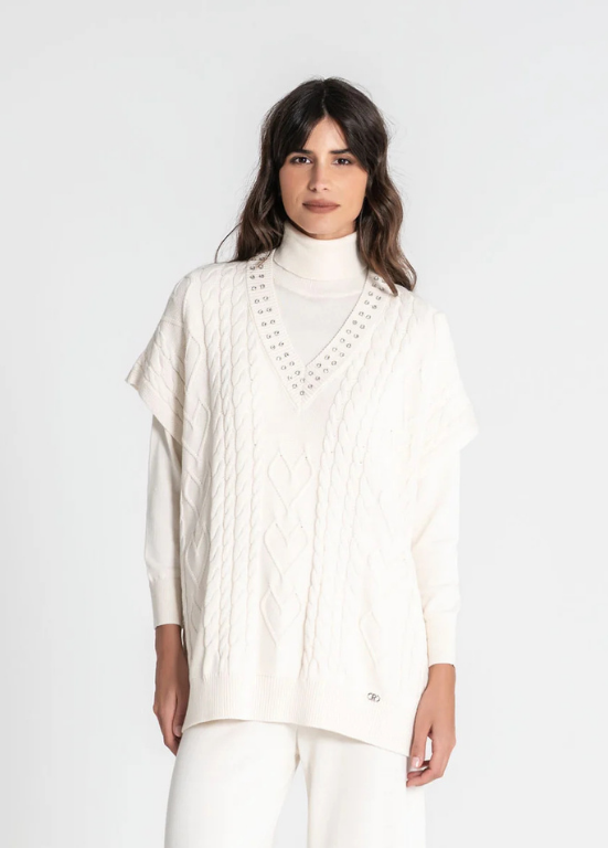 CAMISOLA COM STRASS NO DECOTE - RUGA