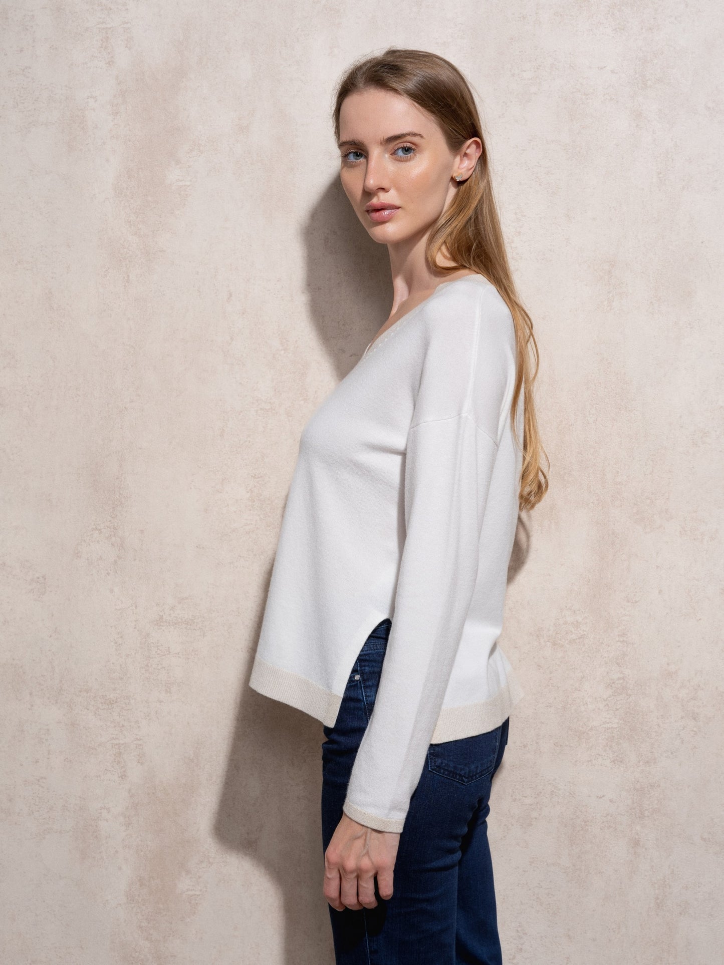 CAMISOLA DE MALHA COM LUREX DE DECOTE EM BICO - SMF