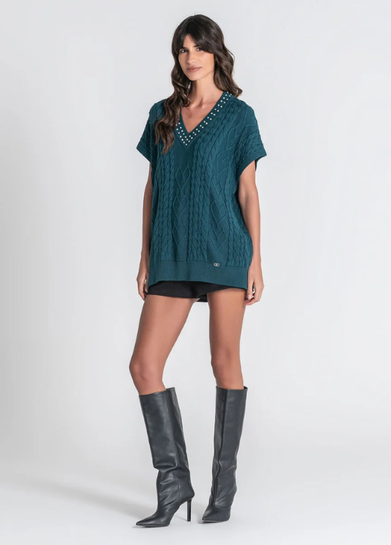CAMISOLA COM STRASS NO DECOTE - RUGA
