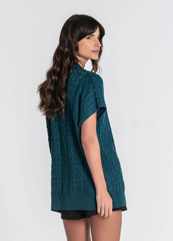 CAMISOLA COM STRASS NO DECOTE - RUGA