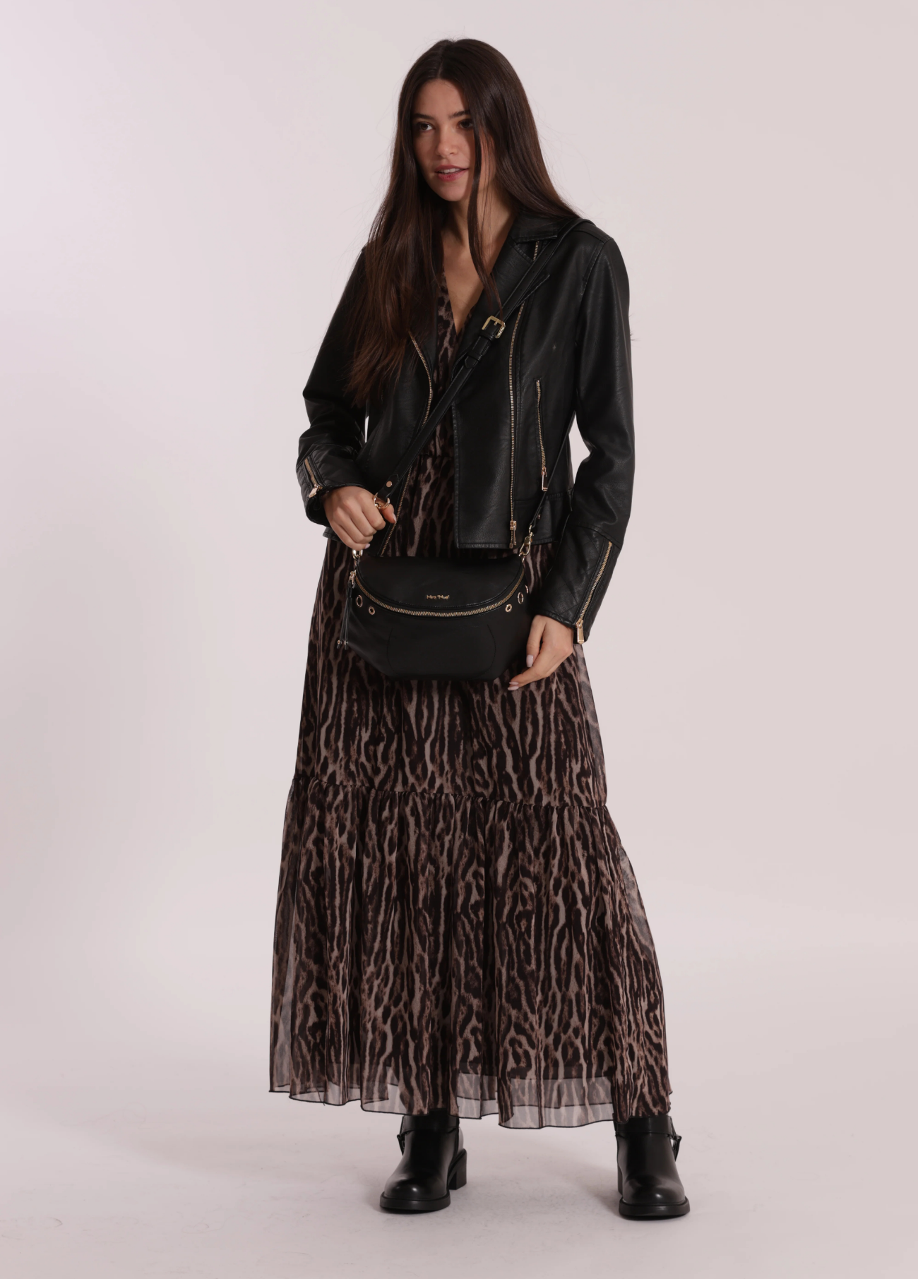 BOLSA COM DETALHE ILHÓS - MIMI MUA