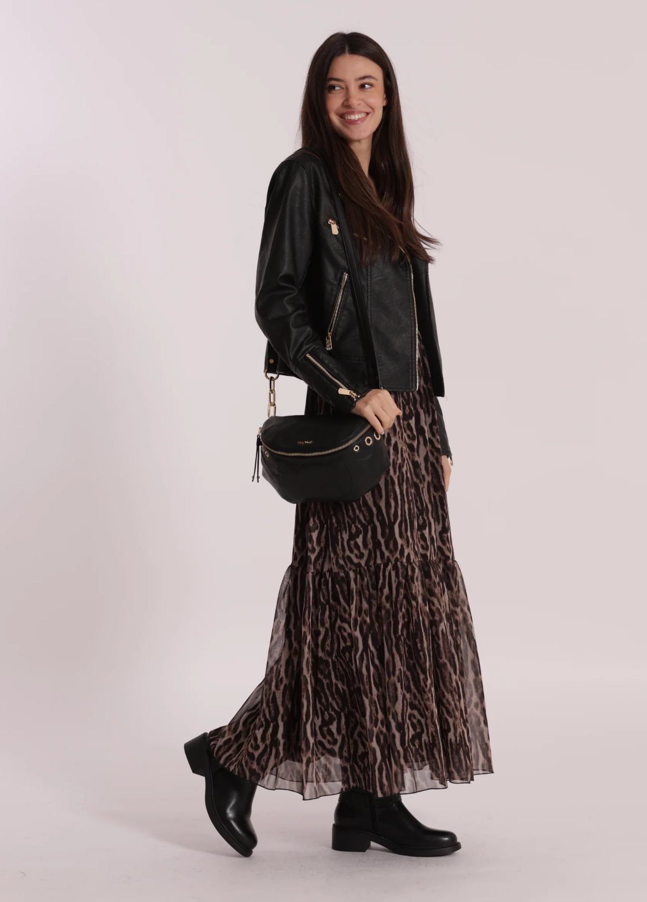 BOLSA COM DETALHE ILHÓS - MIMI MUA