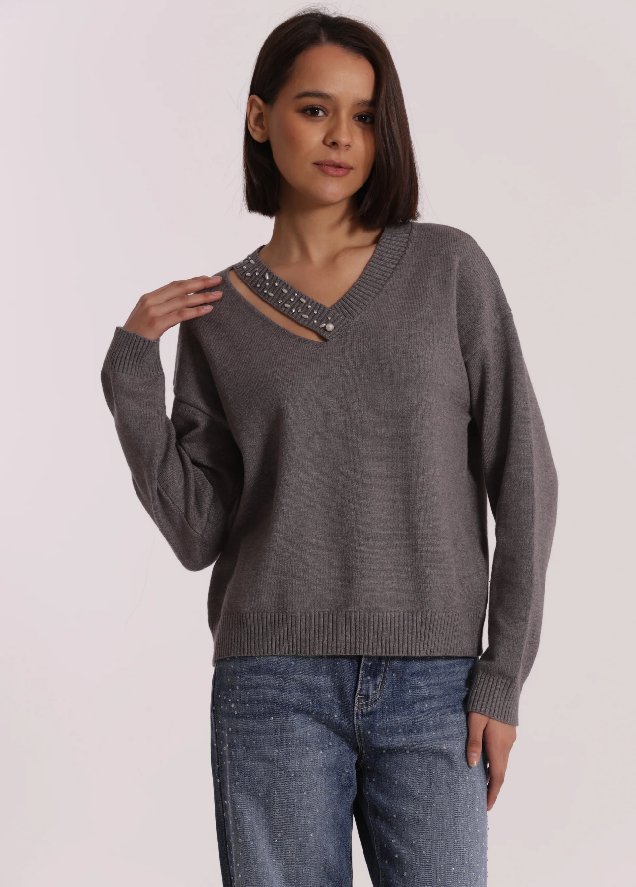 CAMISOLA DE MALHA DECOTE EM V E STRASS - MIMI MUA