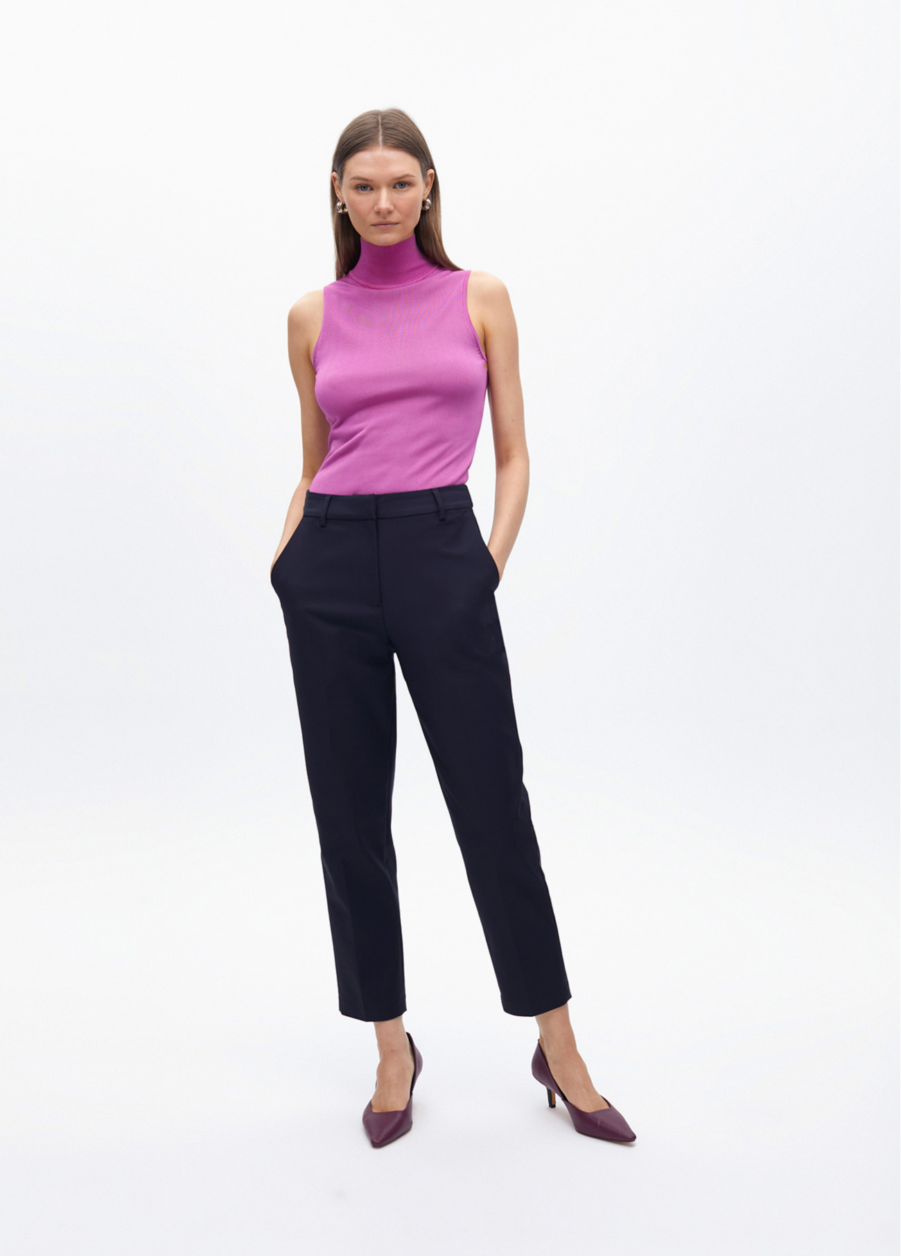 CALÇAS CHINO COM FAIXA LOGO EM STRASS - LOLA CASADEMUNT BY MAITE