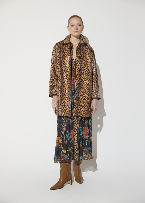 CASACO COM ESTAMPA ANIMAL PRINT BY MAITE - LOLA CASADEMUNT