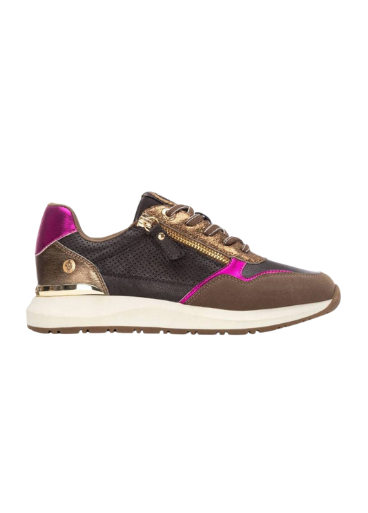 TÉNIS CASTANHOS COM DETALHES DOURADOS E ROSA METÁLICO - XTI SHOES